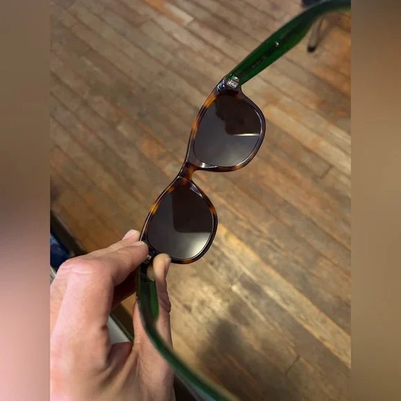 #Exclusive #Gucci #Leopard #SunGlasses #OS #LikeNew - Picture 7 of 13